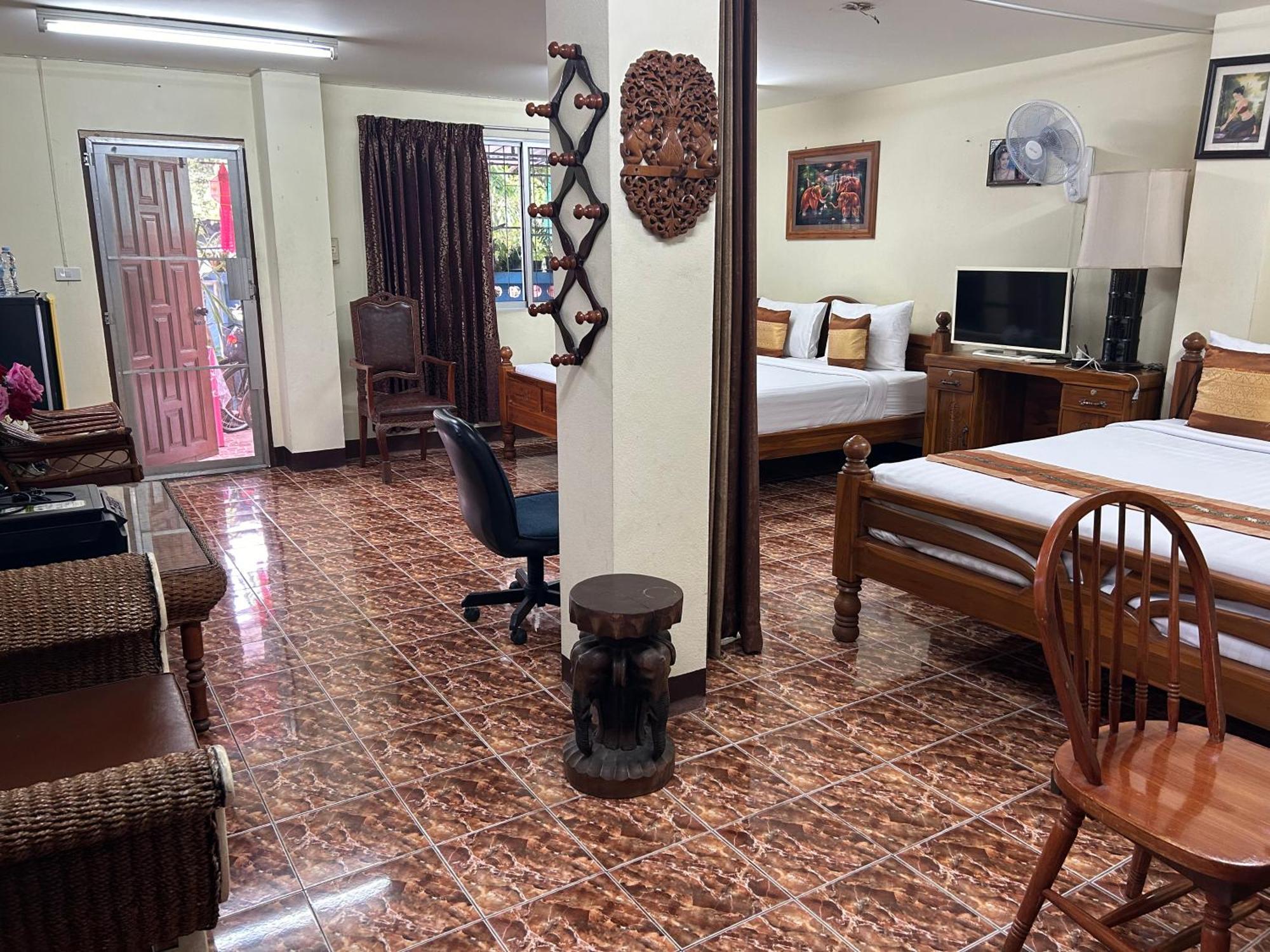 הוסטל צ'יאנג מאי Saithong House מראה חיצוני תמונה